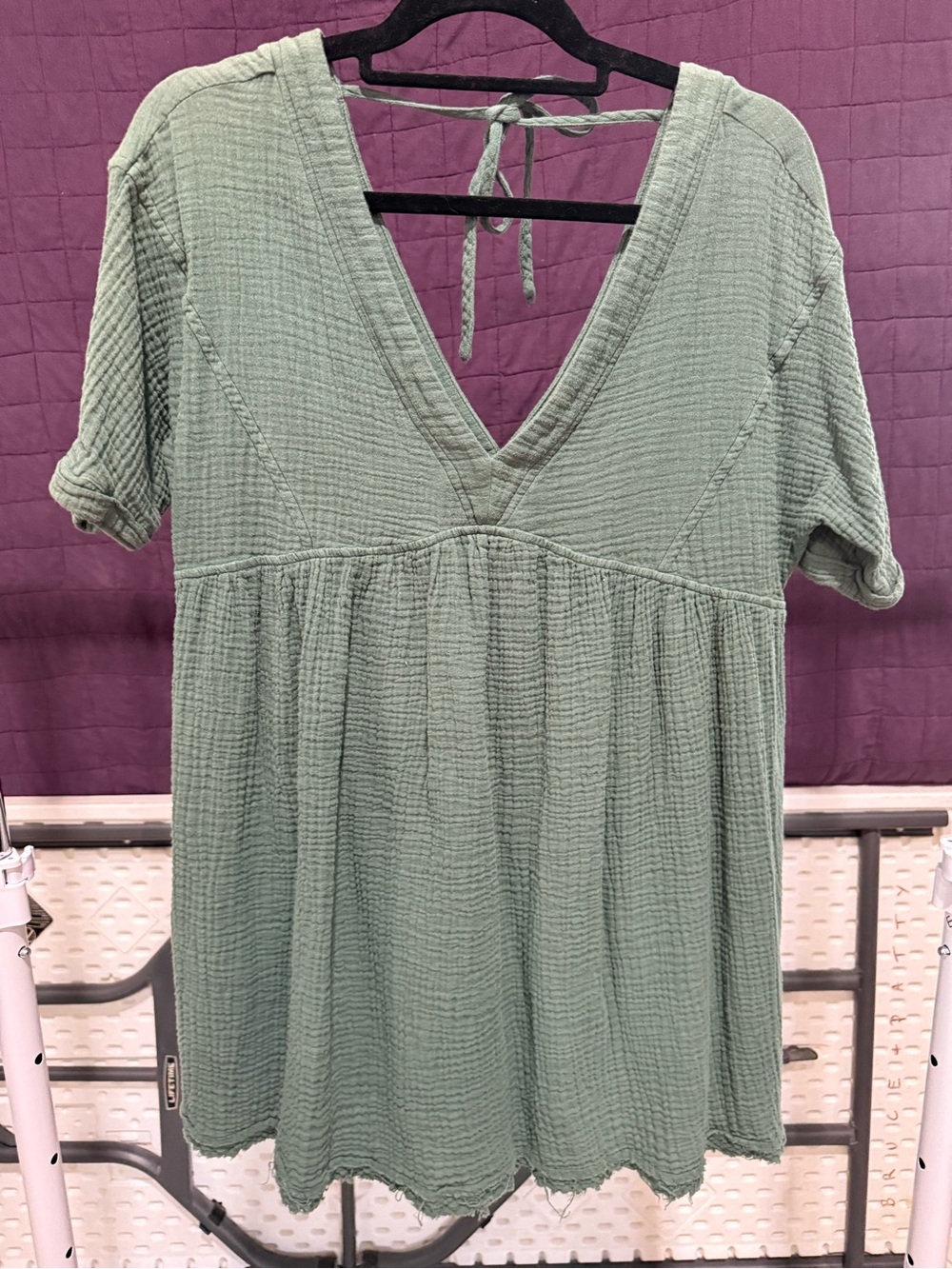 entro Sage Green V-Neck Mini Tunic Dress